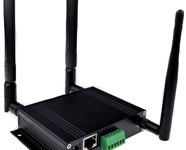 Industrial RS232 / RS485 Router 4G Modem